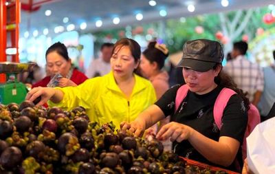 Chen chân trải nghiệm lễ hội trái cây lớn nhất mùa hè tại TP.HCM