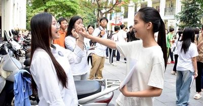 Thí sinh Hà Nội hoàn thành kỳ thi lớp 10 công lập không chuyên