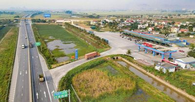 Cần có quy chuẩn cho hệ thống sạc điện tại các trạm dừng nghỉ cao tốc