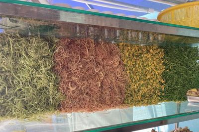 Quán bún mắm ở miền Tây gây sốt vì cách bày biện 'ngay hàng thẳng lối'