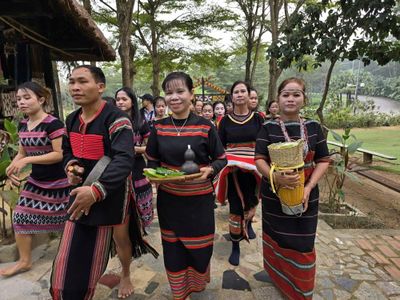 Tháng gia đình đậm sắc màu văn hóa tại 'Ngôi nhà chung'