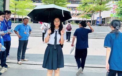Thí sinh hoàn thành môn chuyên trong kì thi vào lớp 10 Hà Nội