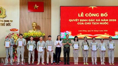 Trại giam Thủ Đức đặc xá gần 400 phạm nhân