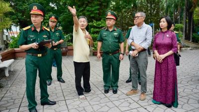 Bộ Tư lệnh Thành phố Hồ Chí Minh khảo sát thực địa quy tập hài cốt liệt sĩ tại công viên Lê Thị Riêng