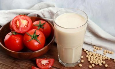 Điều kỳ diệu xảy ra sau 4 tuần 'nạp' cà chua, đậu nành