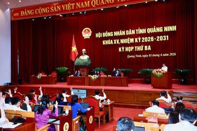 Thông qua Nghị quyết cho ý kiến thành lập TP Quảng Ninh trực thuộc Trung ương