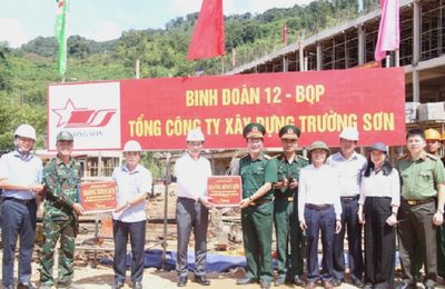 Nỗ lực hoàn thành trường Phổ thông liên cấp Tiểu học - THCS Hùng Sơn đúng tiến độ