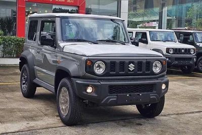 Suzuki Jimny giảm tới 180 triệu mong thoát ế, vẫn đắt ngang Mitsubishi Xforce