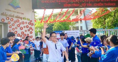 Giảm 'sức nóng' kỳ thi lớp 10 tại Hà Nội và cả nước: Cần lời giải từ quy hoạch trường lớp