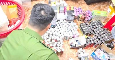 Phát hiện lô thuốc lá điện tử trị giá hơn 200 triệu đồng tại một thôn ở Ninh Bình