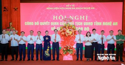 Công bố quyết định điều động, bổ nhiệm Giám đốc Bệnh viện Hữu nghị Đa khoa Nghệ An