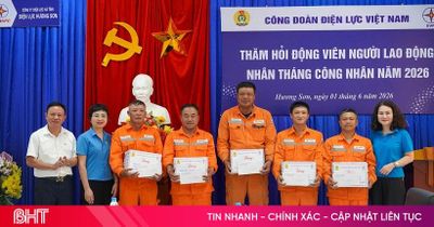 Công đoàn Điện lực Việt Nam thăm hỏi cán bộ, công nhân Điện lực Hương Sơn