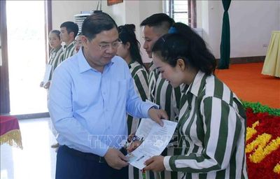 Phó Thủ tướng Thường trực Phạm Gia Túc: Đặc xá là cơ hội để những người lầm lỗi làm lại cuộc đời