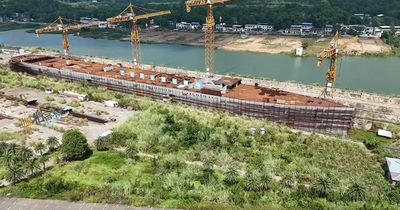 Từ bản sao Titanic đến cổ trấn ma: Tư duy thành tích trở thành 'sát thủ' ngành du lịch Trung Quốc