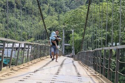 Cần sớm đầu tư cầu cứng thay thế cầu treo Yên Phú hư hỏng nặng