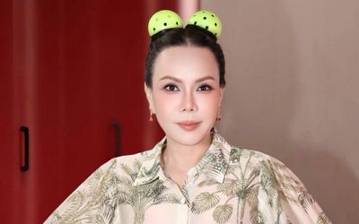 Việt Hương khoe ảnh hiếm từ 50 năm trước