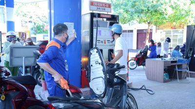 Ghi nhận ngày đầu xăng E10 bán đại trà trên địa bàn tỉnh Thanh Hóa