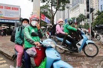 Hà Nội: Đề xuất cấm xe công nghệ chạy xăng trong khu vực thí điểm vùng phát thải thấp từ 2027