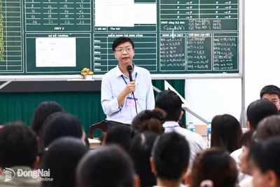 Bắt đầu chấm thi tuyển sinh vào lớp 10 năm học 2026-2027