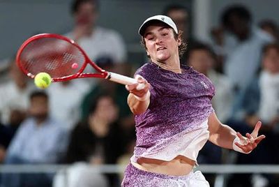 Roland Garros: 'Thần đồng' Fonseca viết tiếp câu chuyện cổ tích
