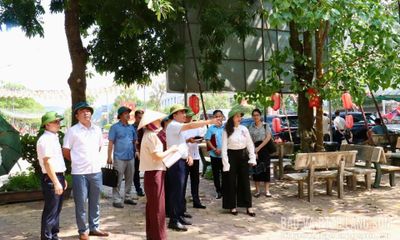 Đoàn giám sát của Thường trực HĐND tỉnh khảo sát công viên trên địa bàn các phường