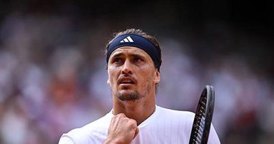 Zverev khẳng định vị thế ứng viên vô địch, thẳng tiến vào tứ kết Roland Garros