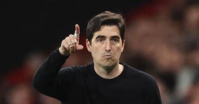 Liverpool sa thải Arne Slot: Canh bạc mạo hiểm với triết lý của Andoni Iraola