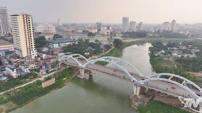 Đồng thuận xây dựng tuyến đê Hữu Cầu