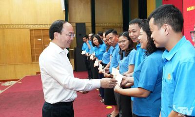 Gặp mặt Đoàn đại biểu Thái Nguyên dự Đại hội Công đoàn Việt Nam