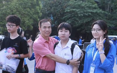 Hơn 16.000 thí sinh tranh suất vào lớp 10 trường chuyên tại Hà Nội