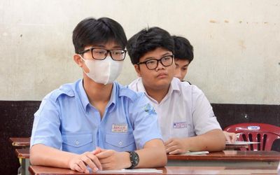 Ngày đầu thi lớp 10 TP.HCM: Gần 1.200 lượt thí sinh vắng mặt, đề bị lỗi mất chữ