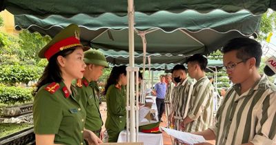 Hôm nay, 9.950 phạm nhân được đặc xá trở về