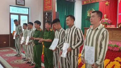 Mở cánh cửa tái hòa nhập cho 168 phạm nhân