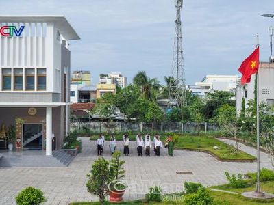 Kể chuyện về Bác Hồ dặn người làm báo tại sinh hoạt chuyên đề dưới cờ