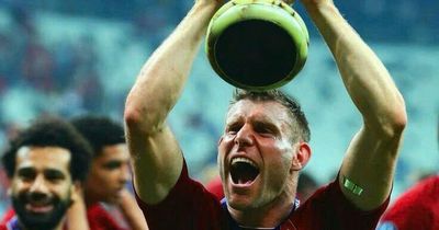 Cựu tiền vệ Liverpool chính thức giải nghệ ở tuổi 40