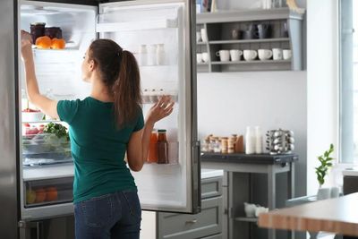 Tủ lạnh có thể ngốn điện ngang bật điều hòa bật 'full' công suất nếu mắc phải 9 sai lầm này