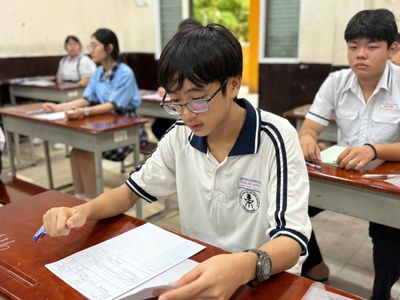 Đề Văn thi lớp 10 tại TP.HCM năm 2026