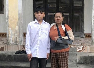 Lời khẩn cầu của người mẹ ung thư di căn: 'Mong sống thêm để con không bơ vơ'