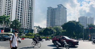 Bật mí nguyên nhân khiến thời tiết Hà Nội và miền Bắc lại nóng như 'đổ lửa' kéo dài