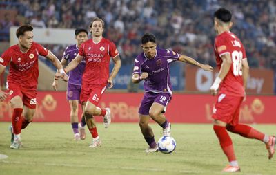 3 đội cuối cùng quyết đấu sinh tồn ở V-League