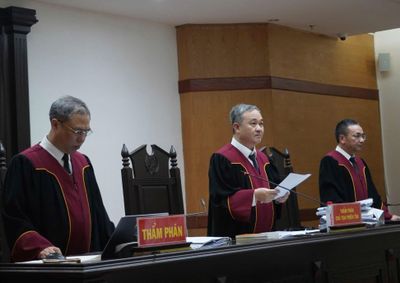 Cựu Tổng giám đốc Vicem Nguyễn Ngọc Anh được giảm 2 năm tù
