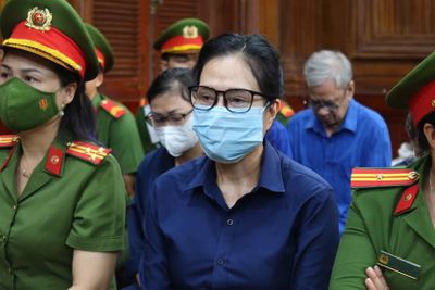 Đang xét xử phúc thẩm cựu tổng giám đốc SJC Lê Thúy Hằng