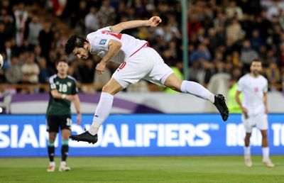 Ngôi sao số một Iran mất suất dự World Cup