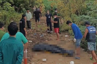 Tìm thấy thi thể nam sinh lớp 12 trên sông