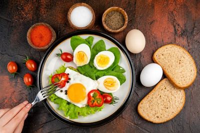 Ăn trứng thường xuyên, sức khỏe thận thay đổi ra sao?