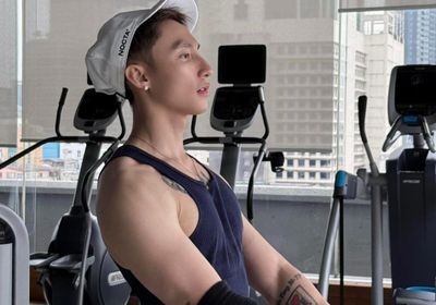 Người hưởng lợi nhất từ tranh cãi về hành động của Sơn Tùng