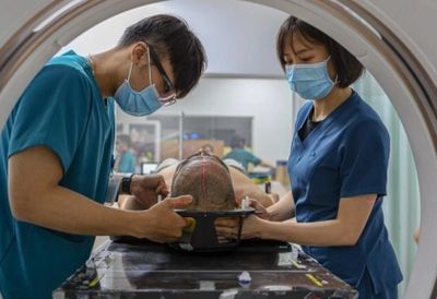 Tổng Lãnh sự Pháp: Y tế Việt Nam có những bước chuyển mạnh mẽ