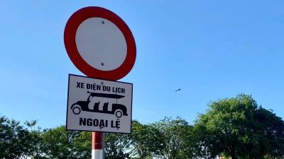 Thành phố Huế: Sau một năm cắm biển 30km/giờ, vẫn còn nhiều thắc mắc