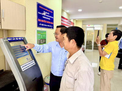 Thước đo phẩm chất, năng lực cán bộ