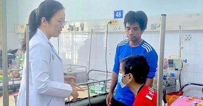 Tăm tre găm vào tim, một thiếu niên nguy kịch
